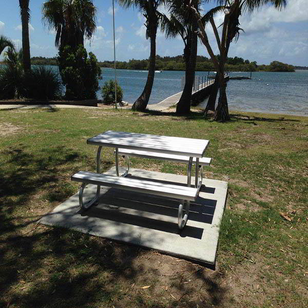 Felton Advanced Park Setting at Blue Dolphin Felton Advanced Park Setting at Blue Dolphin