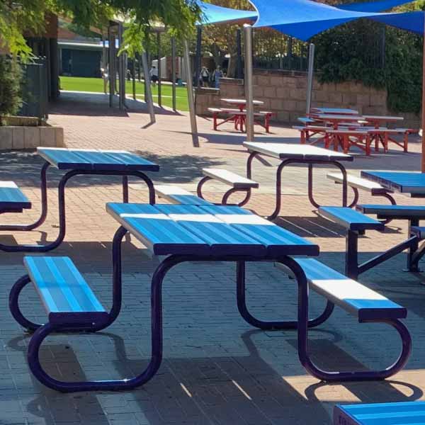 600x600-2459 Felton Industries Park Setting