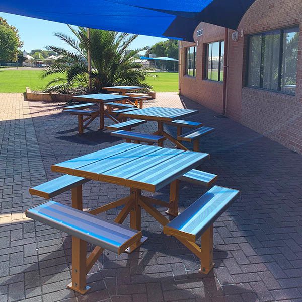Felton 4-Sided Pedestal Park Setting at Living Waters Lutheran College Felton 4-Sided Pedestal Park Setting at Living Waters Lutheran College