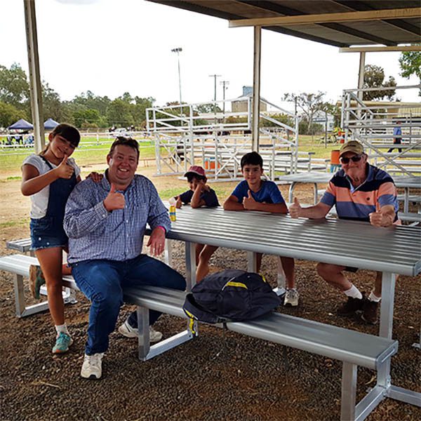 Felton Jumbo Park Setting at Gunnedah Showground Felton Jumbo Park Setting