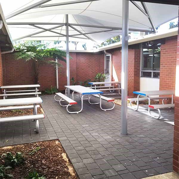 Felton Industries Park Setting at Willetton School Felton Industries Park Setting at Willetton School
