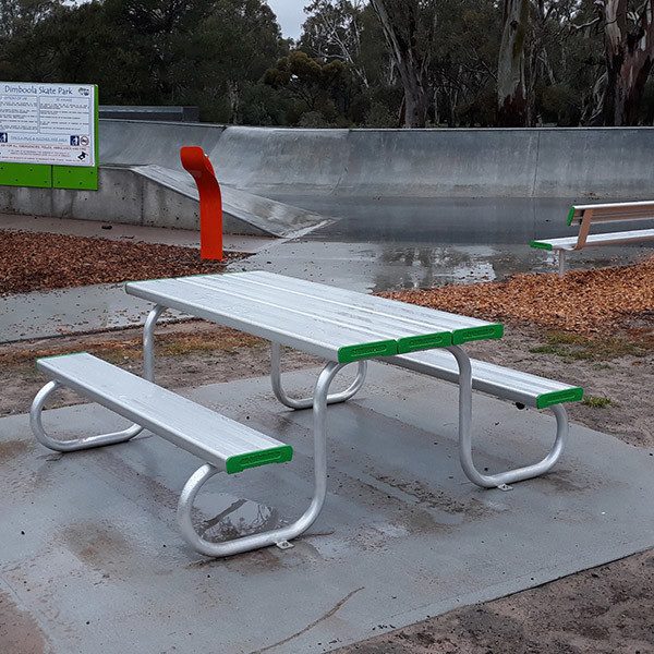 Above Ground Seat with Backrest Felton Industries Hindmarsh Council Above Ground Seat with Backrest Felton Industries Hindmarsh Council