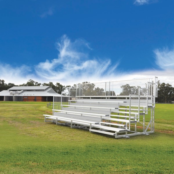 Felton Elite Portable Grandstand 2 Felton Industries Elite Portable Grandstand